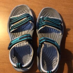 North side Women’s sandals Size 7